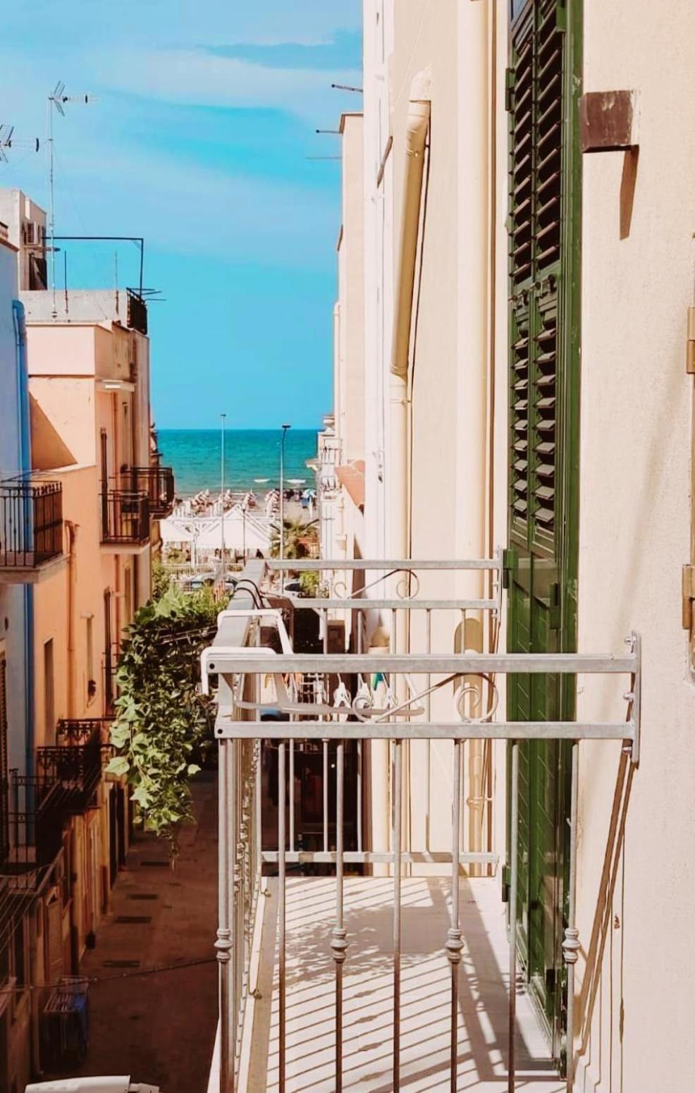 Mareluna Rooms Margherita Di Savoia Exterior foto