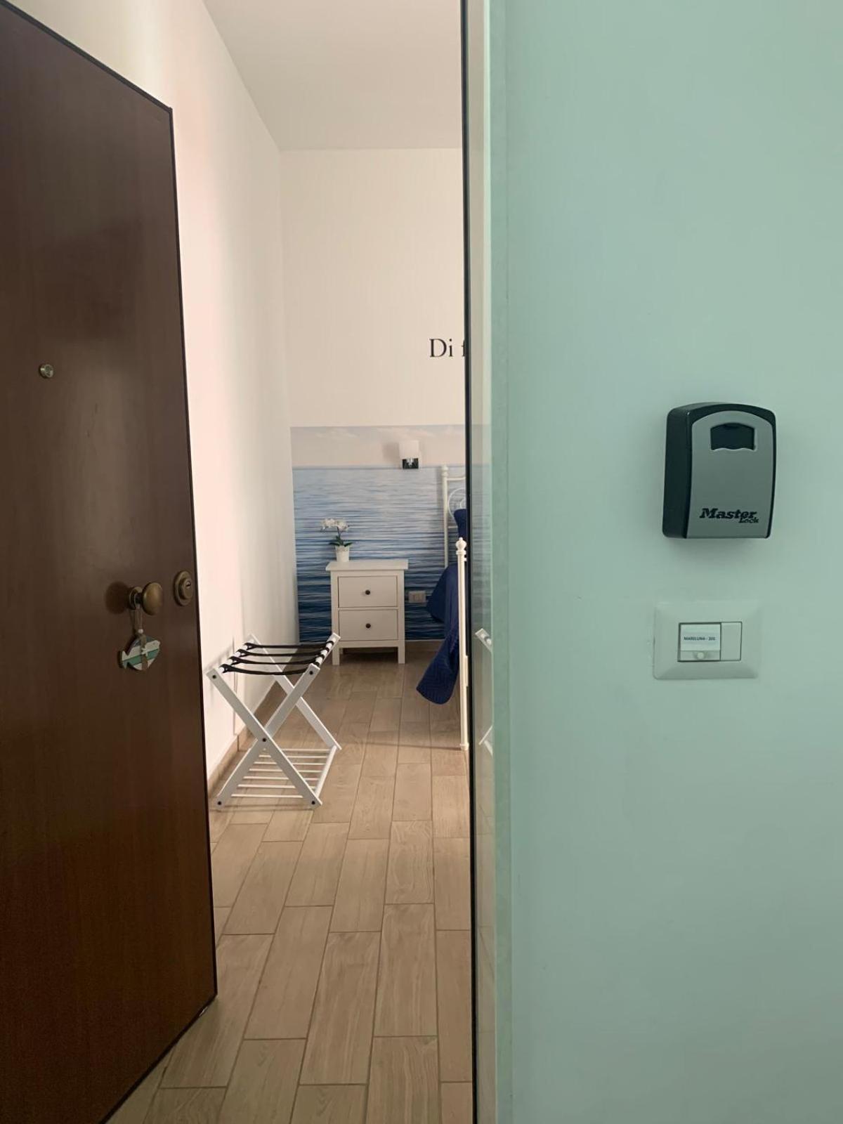 Mareluna Rooms Margherita Di Savoia Exterior foto